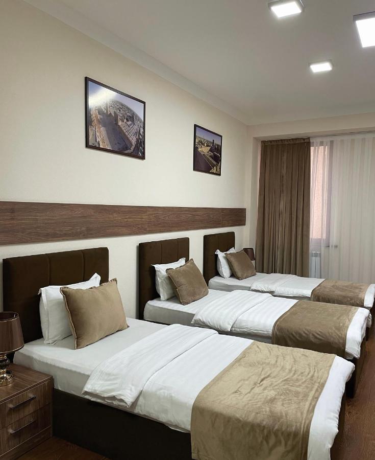 Meros Boutique Hotel Tashkent Esterno foto