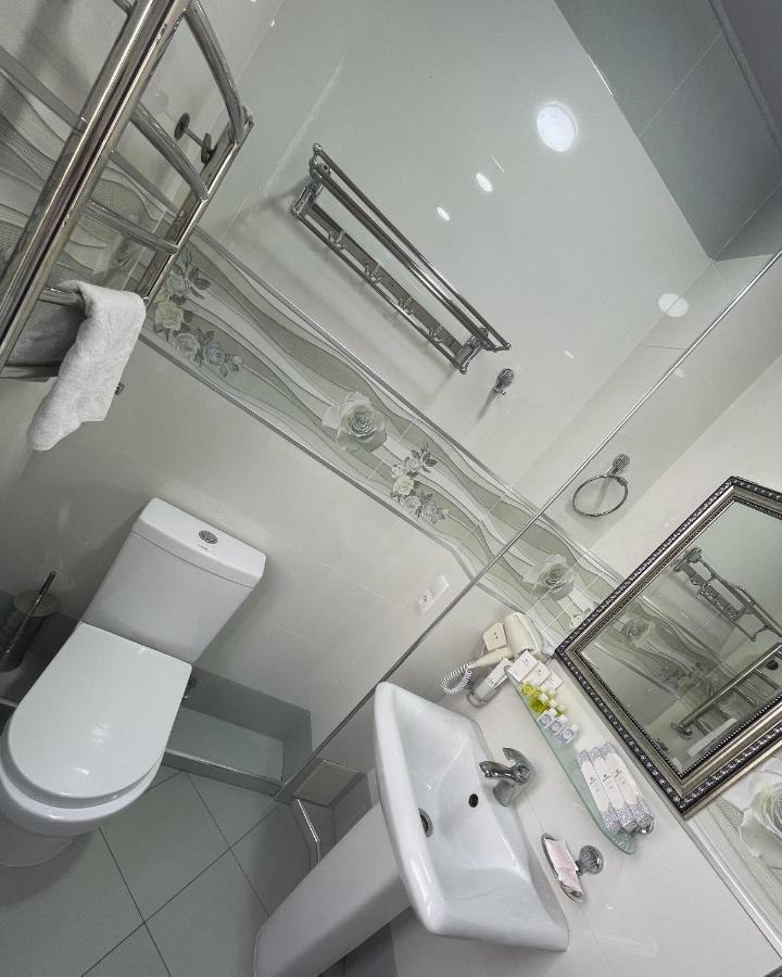 Meros Boutique Hotel Tashkent Esterno foto